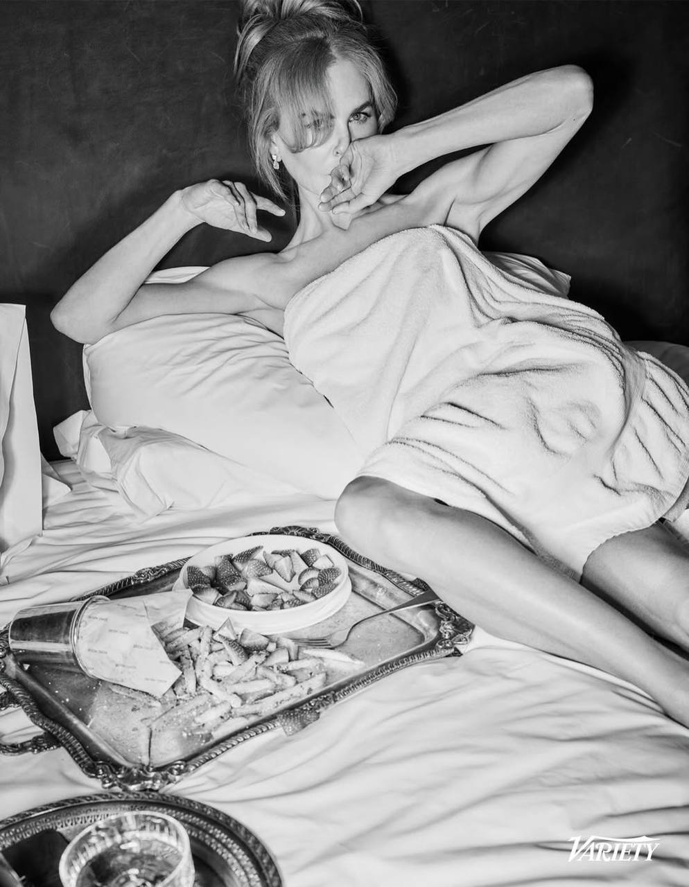 Отменно отфильтрованная Николь Кидман снова позирует в нижнем белье